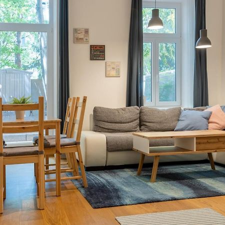 Cozy Apartment, 2 Private Terraces, 8 Min To City Center Wien Exterior foto
