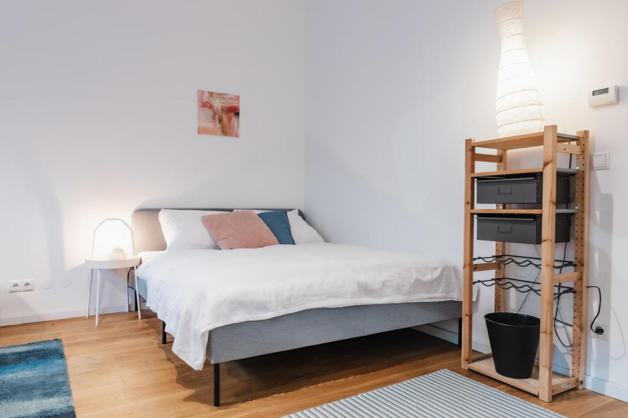 Cozy Apartment, 2 Private Terraces, 8 Min To City Center Wien Exterior foto