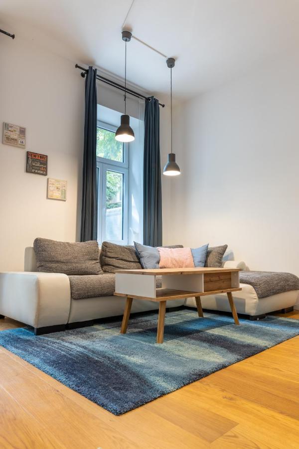 Cozy Apartment, 2 Private Terraces, 8 Min To City Center Wien Exterior foto